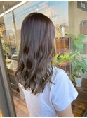 透明感抜群オリーブベージュ