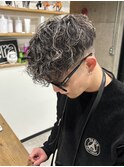 メンズパーマホワイトメッシュスペインカール