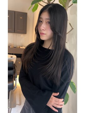 ヨロ 小岩(YOLO) 韓国網紅ロングレイヤーカット