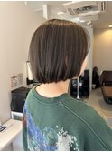 前上がりボブ
