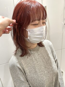 シアン バイ アルテフィーチェ(CYAN by artefice) レイヤーカット  顔まわりレイヤー　チェリーブラウン　ピンク
