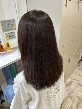 白髪染めも、あなたらしく。KEY PERSonが叶える似合わせカラー◎髪に優しいダメージレスなカラーをお届け＊