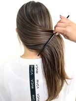 アイズ 渋沢(AIZU)&nbsp;ハイライト　白髪ぼかし　コントラストハイライト