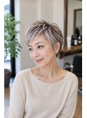 大人女性似合わせハンサムベリーショート