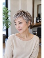 バグズ(Baguz) 大人女性似合わせハンサムベリーショート