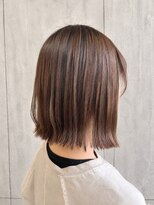 ウル(uru)&nbsp;切りっぱなしボブ