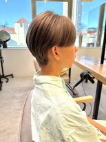 ルイス 宝塚(Luis)&nbsp;上野モカベージュ刈り上げマッシュショート