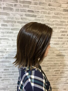 ラッソヘアー(Lasso hair) スリークボブ