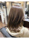 白髪ぼかしのハイライト+ふんわりヘア