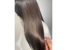ヘアアンドメイク アクシス(AXIS)
