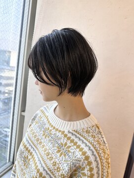 トッカ ヘアアンドトリートメント 難波店 小顔似合わせカット愛されクールショート20代/30代40代50代/難波