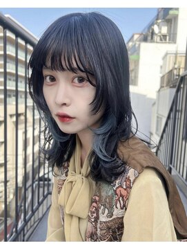 ジーナ(XENA) ウルフカット×レイヤーカット×インナーカラー(渋谷)