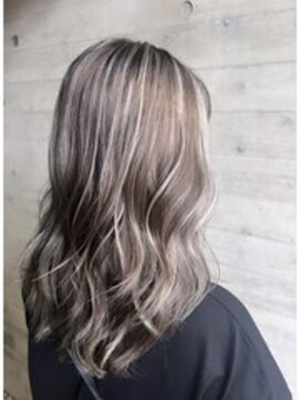 アース オーセンティック 鹿児島吉野店(EARTH Authentic) 巻いても可愛いハイライトケアー