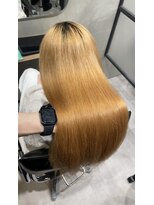 ドールバイリトル(D'or by little) ブリーチ縮毛矯正！
