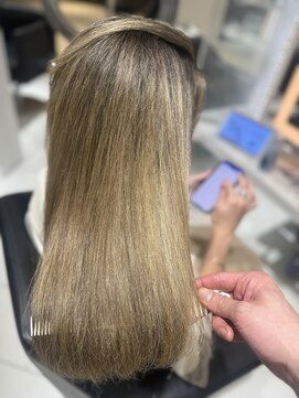 エアー 大阪(AIR) [AIR大阪] 山内 理  バレイヤージュ