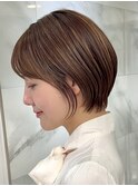 顔周りレイヤーカットくびれヘア切りっぱなしボブ大人ボブ30代