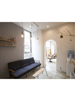 まるで物語に出てくるようなおしゃれな空間♪居心地の良い店内はきっとお気に入りの空間に―＊