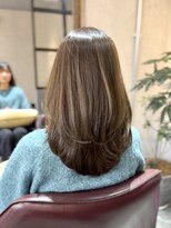 サーパス(Surpass)&nbsp;【SHIHO】レイヤーカット　オリーブカラー/20代30代40代◎立川