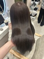 ロエ(LOE) 赤みのないブラウン?!