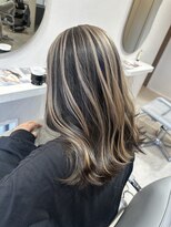 ベル サウス(BHEL south) レイヤーカット顔周り/ベージュカラー/津/久居