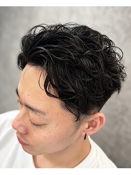 ワンエイティ(180°) 2ブロックパーマ