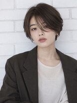 ワゴンバイアフロート(Wagon by afloat)&nbsp;ショートレイヤーボブ×ダークブルー20代30代40代丸顔面長池袋