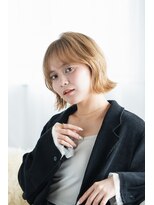 クレスアール 外ハネ切りっぱなしボブ