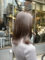 シー(si)&nbsp;ワンカラーで作る透明感たっぷりラベンダーグレー