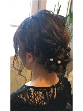 マスト ヘアー(must hair) お呼ばれパーティーアレンジ