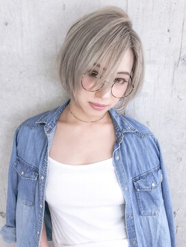 デミヘアー(Demi hair) 【Demi hair】ホワイトベージュ×ひし形ショート