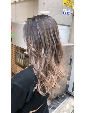 ラフ 難波店(LAFF) #黒髪#ボブルフ#ネビージュ#小顔#ワンレン