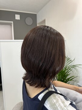 アム(amu) 外ハネスタイル