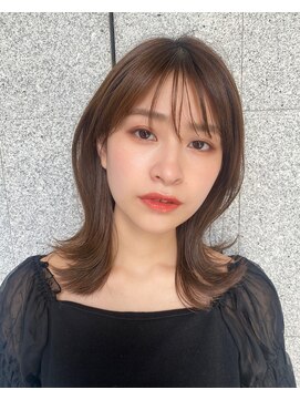 エマ ギンザ(EMMA GINZA) 大人可愛いくびれミディアム♪ シナモンベージュカラー