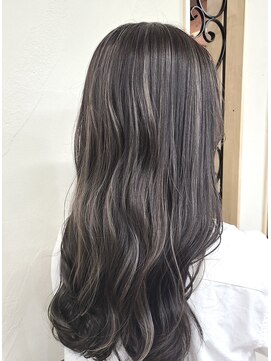 アップル(APPLE) 黒髪×ハイライト