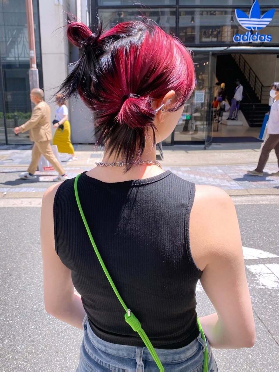 RITZY】ルーツカラー☆レッド☆お団子ヘア☆デザインカラー