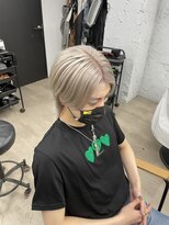 ヘアスタジオワン 藤沢店(HAIR STUDIO ONE) ホワイトブロンドウルフ