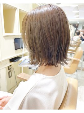 イフイイズカ (Ifh iizuka) bob × olive beige