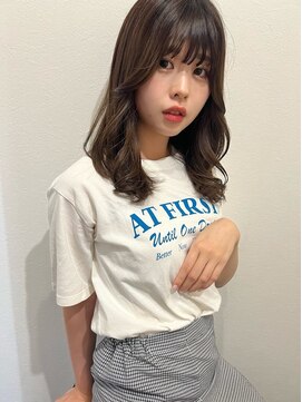ユーミー バイ ファミーユ(Umii by Fameu) girly medium/大人ガーリー