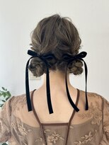 ルーナ(Luna)&nbsp;リボンがかわいい　ツインシニヨン