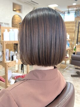 ヘアーチェリーコーク ランプ(HAIR CHERRY COKE Lamp) ＊縮毛矯正×ミニボブ