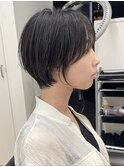 丸みショート レイヤー 小顔カット 似合わせ 顔周り