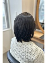 キウ(KIU) メテオストレートの肩上ボブ