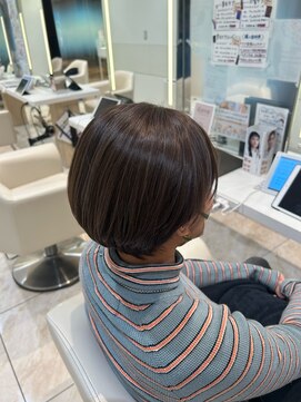 ケンジ 平塚 アネッタ(KENJE annetta) 艶髪/Aujuaトリートメント