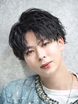 グロウ(GLOW)の写真/【横川駅北口徒歩１分】シーンに合わせてシンプルにキマる大人のカッコよさをご提案♪《メンズ専門サロン》