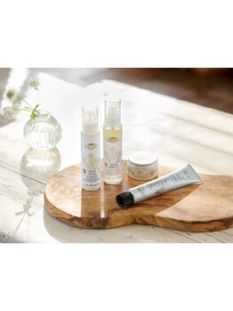 【ヴィラロドラ取り扱い】髪に負担をかけにくい栄養補給カラーで、透明感のある理想の色味が叶います☆