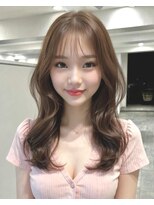 ブロウ ネックス ザ サロン 表参道(VLOW nex the salon) 大人可愛い ミディアムボブ前髪あり 顔周りカット レイヤー