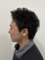 ヒュイル バイ ニアウ(Hwyl by Niau) スパイキーショート/スパイキーパーマ/伊勢崎市