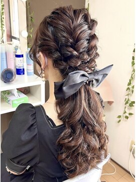 ジェミータ 横浜 ぽこぽこ編み込みローポニー【横浜/ヘアセット/着付け】