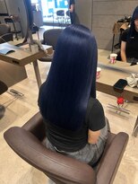 ショコララテ&nbsp;ネイビーレイヤーカット