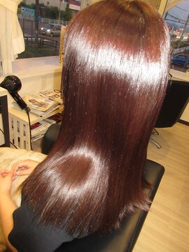 コア フィール ア デイ(COIFFURE A DAY) 潤いあるサラサラヘア